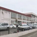 10代前半の娘の両足を掴んで引きずったり顔を足蹴りしたりして怪我をさせた会社員の男(45)逮捕