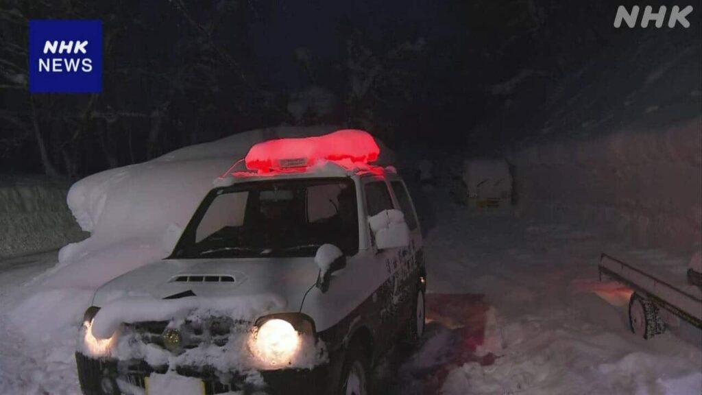 青森 スノーモービル乗るため入山の約10人と連絡取れず 遭難か