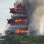 動画。中国1500年の歴史を誇る文昌閣が消失