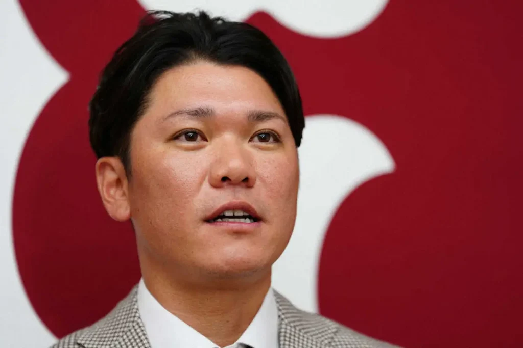 【巨人】坂本勇人　2億円減の年俸3億円で更改「このまま終わりたくない」今季不調で2度の2軍降格