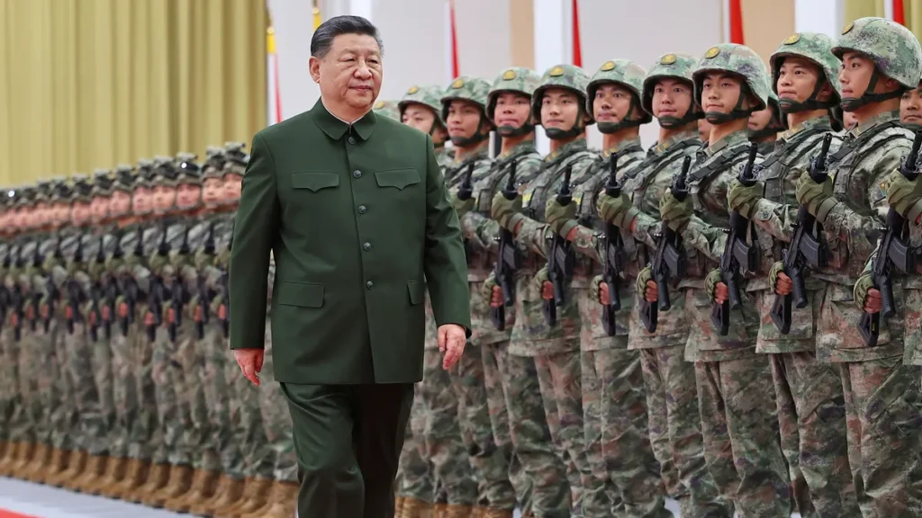 習近平のア〇 軍の司令官を更迭して戦争経験がない官僚ばかりになってしまい台湾どころではなくなる