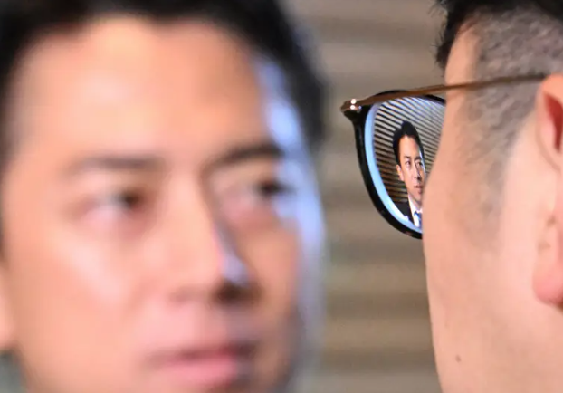 毎日新聞カメラマン「見て見て！この凝りに凝った写真。これが技巧というもの」