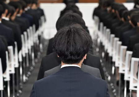 見限られた”論破系”新人　解雇無効訴訟👨「研修、強制できないですよね？」