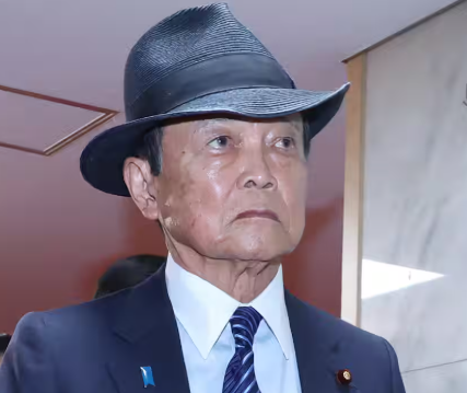 麻生氏の副総裁起用案浮上