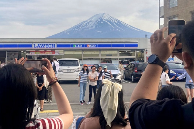 日本では「厄介な問題」…「中国人ビザ緩和」に逆風、韓国と違いひとまず保留