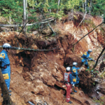 アニメ「真似をしないでください最悪死にます」←無意味と判明。愛知から水晶採掘の2人組1人死亡