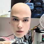 リアルな人間の表情を浮かべるロボット、中国企業が開発【動画】