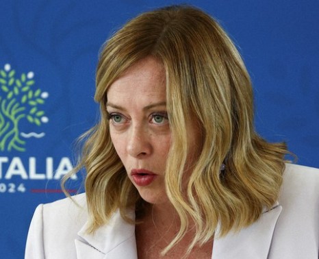 【暴露】イタリア メローニ首相『フランスは、アフリカ14か国に「植民地通貨」を発行して、貧国から富を奪っている』