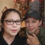 【音楽】「一瞬、誰?」「沖縄の歌姫と奄美の歌姫」プライベート〝飲み過ぎ2ショット〟にファン歓喜「仲良しって初めて…」「歌姫が揃う」