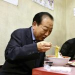 お箸がちゃんと持てない『ﾕｹﾕｹ佳彦』　出演したNTVでしどろもどろ