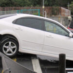 アクセルとブレーキ踏み間違い事故は「日本が突出」？ 一体なぜなのか 意外と根深い問題