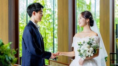 日本人の｢晩婚化｣といわれるが､男性の結婚ピークは27歳！　実は早婚化が徐々に進む統計的な実態