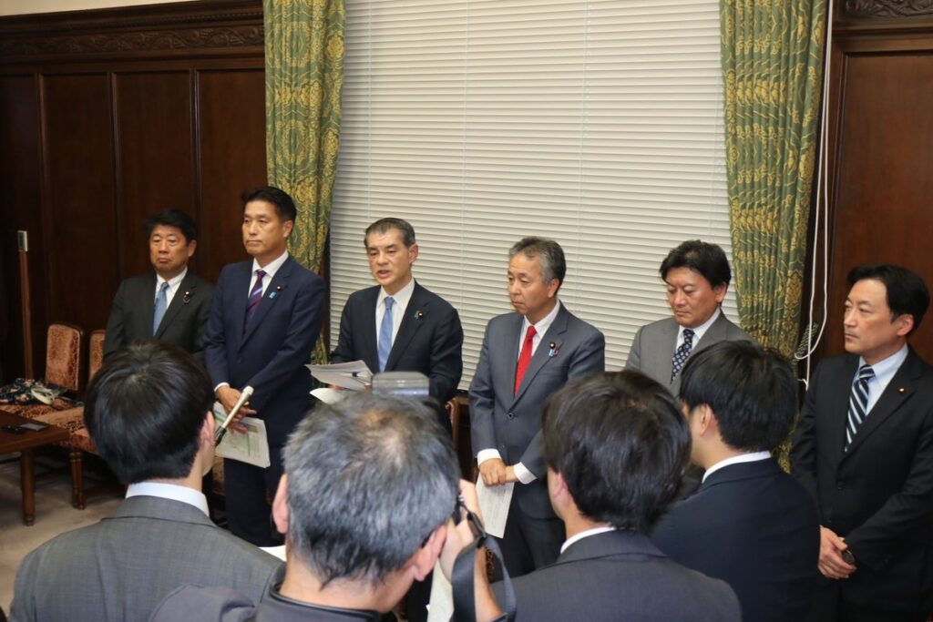 【自民・維新・公明3党、高校授業料無償化で合意】2026年度から所得制限撤廃