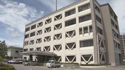 【長野】無免許で3台絡む事故起こし調書に他人の名前でサイン　使われた人が免許更新時に「身に覚えのない違反点数」で発覚　23歳のアルバイト従業員の男を私印偽造容疑などで逮捕