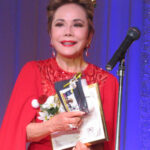 【芸能】デヴィ夫人暴行報道に疑問「教師が指導の一環で30センチ定規で頭や手を叩くと言った行為も？」