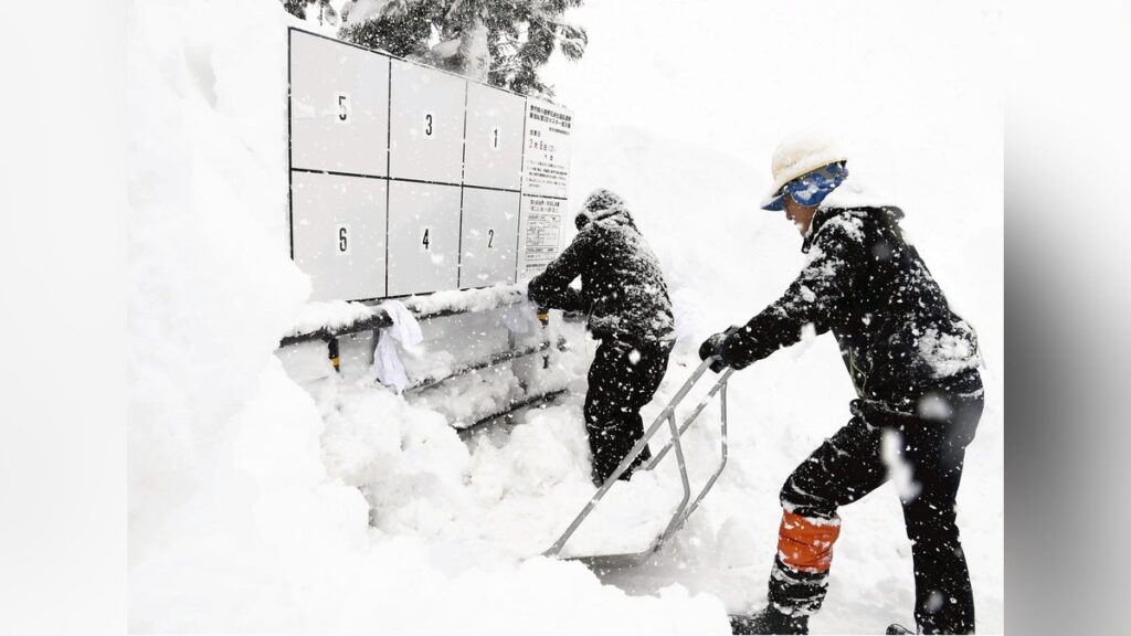 36年ぶり真冬2月投開票の衆院選、体調配慮し街頭演説減・除雪時間確保のため投票開始2時間くり下げ