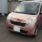 【宮城】トレーラーから車下ろし中の男性（49）に軽乗用車突っ込む　フロントガラスが凍結で視界不良か