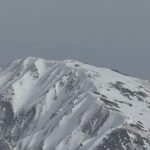 冬山登山中、韓国籍男性5人のパーティーと日本人3人のパーティーが下山できず　山頂小屋で警察と合流し全員自力下山　鳥取