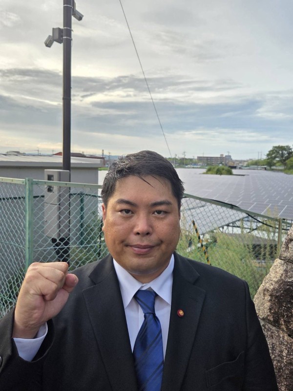 へずまりゅう「日本からメガソーラーパネルが無くなれば平和になる。中国製のガラクタなんか必要ない」