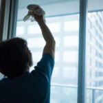 【社会】60歳を過ぎても子育てが終わらない…「独身の息子が仕事を辞めひきこもりに」還暦超えた母が清掃員になった日