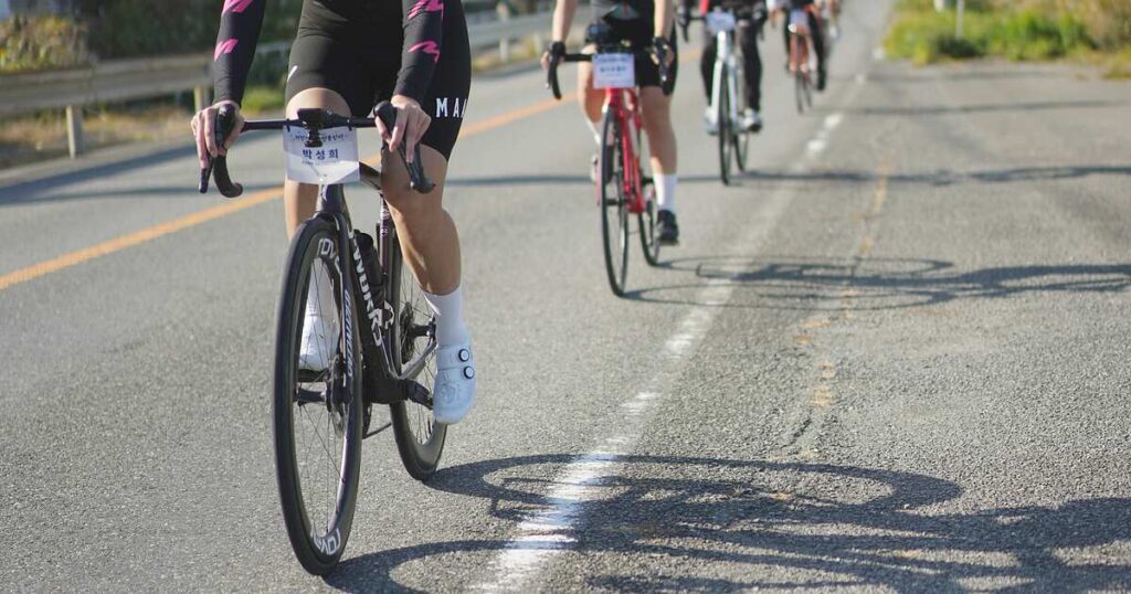 日韓の「仲が良かった歴史」に驚き　国交正常化60年記念、自転車で「朝鮮通信使」追体験