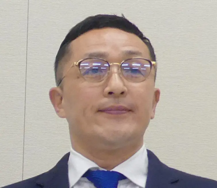 スマイリーキクチ「ﾘﾃﾗｼｰが低い人はﾃﾞﾘｶｼｰも低い…言葉遣いは人柄を表しますから　優しい言葉を使うと優しい気持ちに…ありがとう」