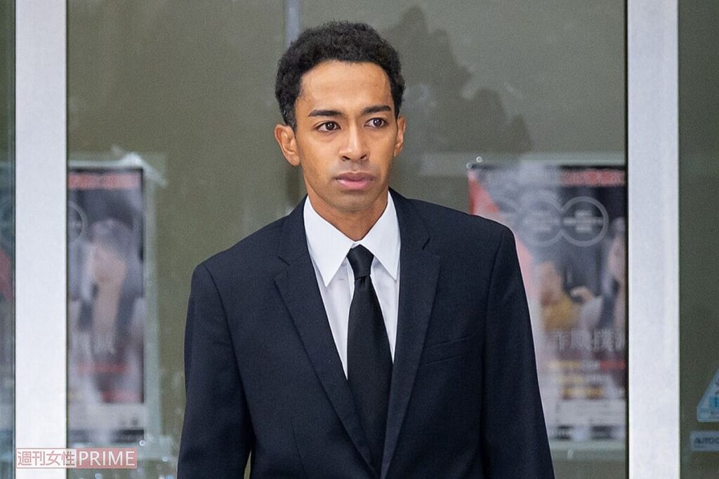 【芸能】「脱ぎたい時に脱げばいい」　箕輪厚介氏の草間リチャードへの擁護に困惑、“とんでも持論”に世間は否定的