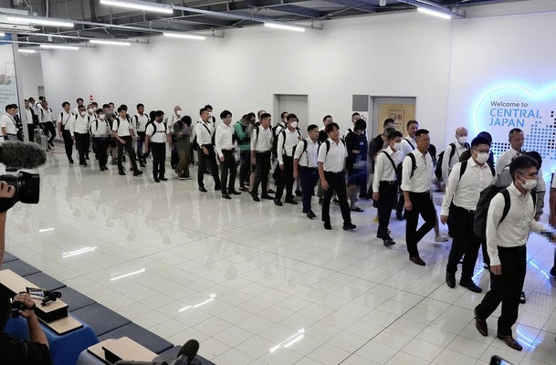 カンボジア拠点特殊詐欺、「かけ子」日本人２９人を管理…容疑の中国人２人逮捕