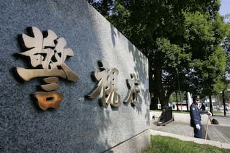 通学中の高校生の自転車が接触か　高齢女性が転倒し死亡　東京・杉並