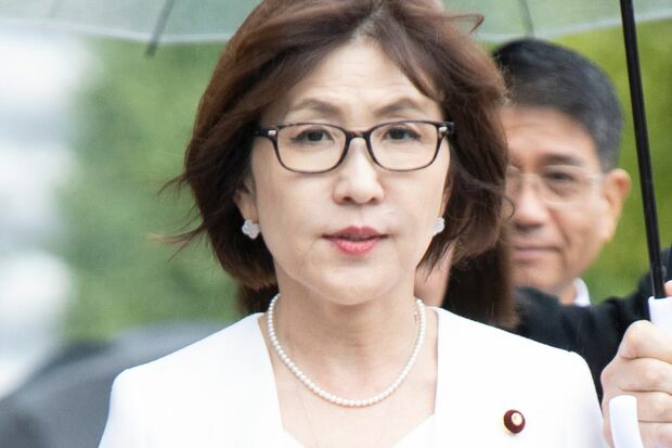 自民党の稲田朋美氏、党の危機に“あり得ない食レポ動画を投稿して物議