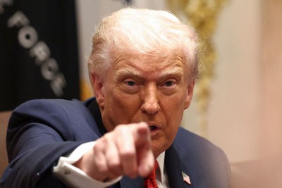 トランプ氏「日本に行く」と明言　対米投資や防衛費負担増が議題か