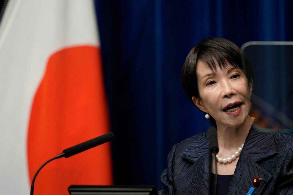 高市首相「ガソリン暫定税率、速やかに廃止」初閣議で経済対策指示へ