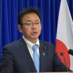 上野厚労相、就任会見で残業上限規制に言及　「さまざまな声ある」