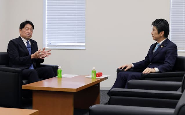 自民党、金融所得課税強化を提起　ガソリン減税の恒久財源案