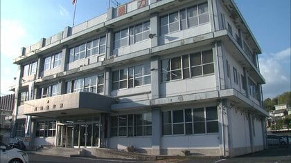 【広島】歩道を走っていた軽自動車にはねられたか　自転車の高齢女性が死亡　７３歳男を現行犯逮捕　尾道市