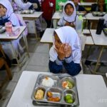 【国際】インドネシアの無償給食プログラム、食中毒の主な原因に