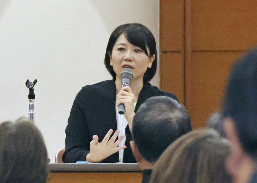 不信任可決時の対応「結論出ず」　ホテル問題で前橋市長