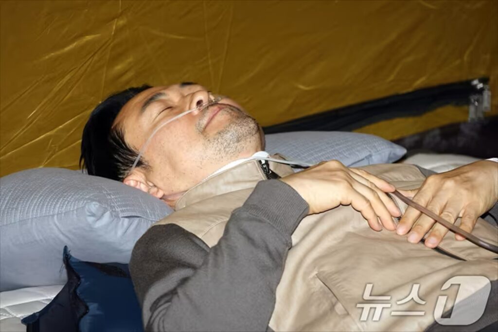 【韓国】「断食7日目」韓国野党代表「私はここで埋められる」…救急車による搬送を拒否