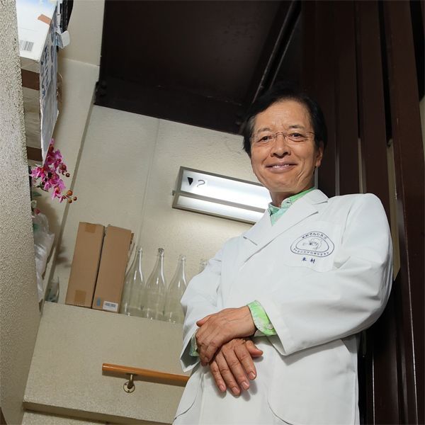 「痛い！ 痛い！」実験中に助手が溶けて警察の事情聴取を受けたことも…米村でんじろう（70）が今でも忘れられない“マッドすぎる実験” 米村でんじろうさんインタビュー