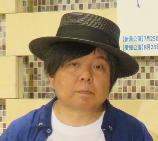 劇作家ケラリーノ・サンドロヴィッチ氏　流行語大賞に「流行したかコレ？」「ちょうどよく働くという指針を打ち出せぬものか」複雑な思い