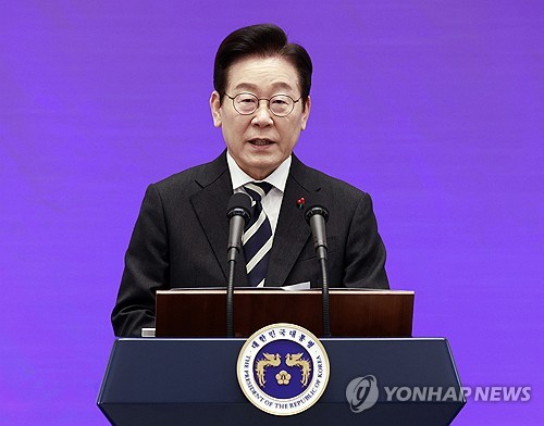 【聯合ニュース】李大統領　中国と日本の対立巡り「どちらかの肩を持つより仲裁・調整」