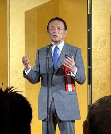 麻生氏、台湾有事答弁を支持　中国の批判「言われるくらいでいい」