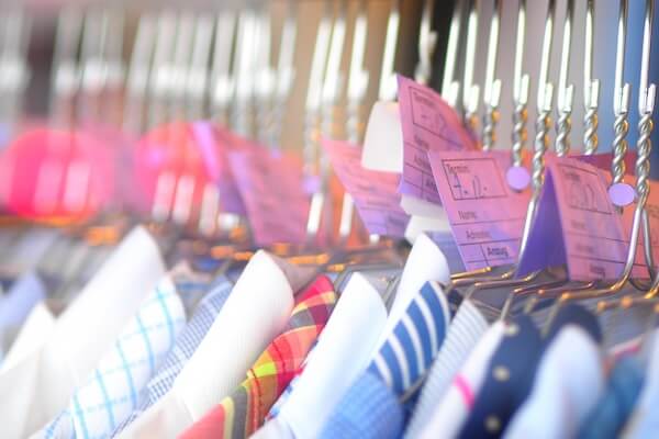 街のクリーニング店が過去最多ペースで倒産・廃業　スーツ離れやテレワークで