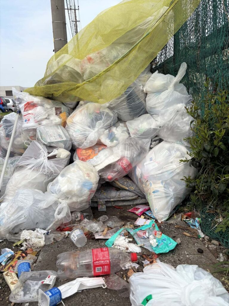 中国人が金属ごみ強盗