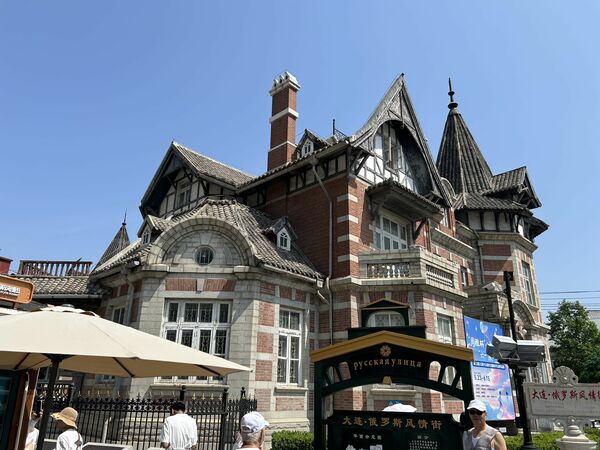 中国人のビザなし入国を容認したロシア、狙いは観光客が落とす人民元？ 中国人観光客が満足するコンテンツがロシアにあるのか？