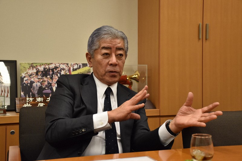 岩屋毅前外相「国旗損壊罪は必要ない」