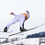 スキージャンプのスーツ規制がさらに厳格化！ 有利さ得るために局部へのヒアルロン酸注射をする違反事例も　海外報道