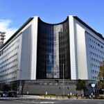 【大阪府警八尾署】勾留中の２０代の男、トイレで首をつった状態で発見…病院で死亡確認