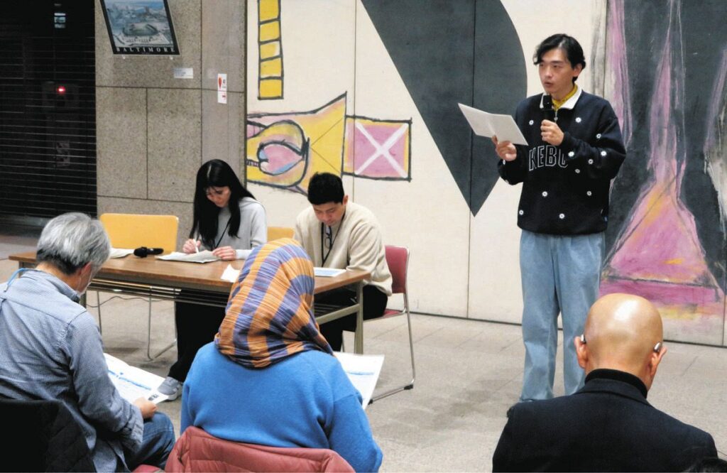 外国人市職員として「誇りを持って」　共生を体現する中国人男性は、子どもたちの明日のために前を向く