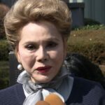 【芸能】デヴィ夫人書類送検　愛犬めぐり元マネージャー女性殴るなどしケガさせたか